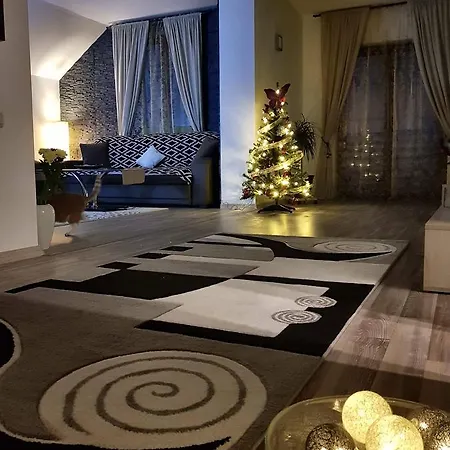 Apartment Cristina House *